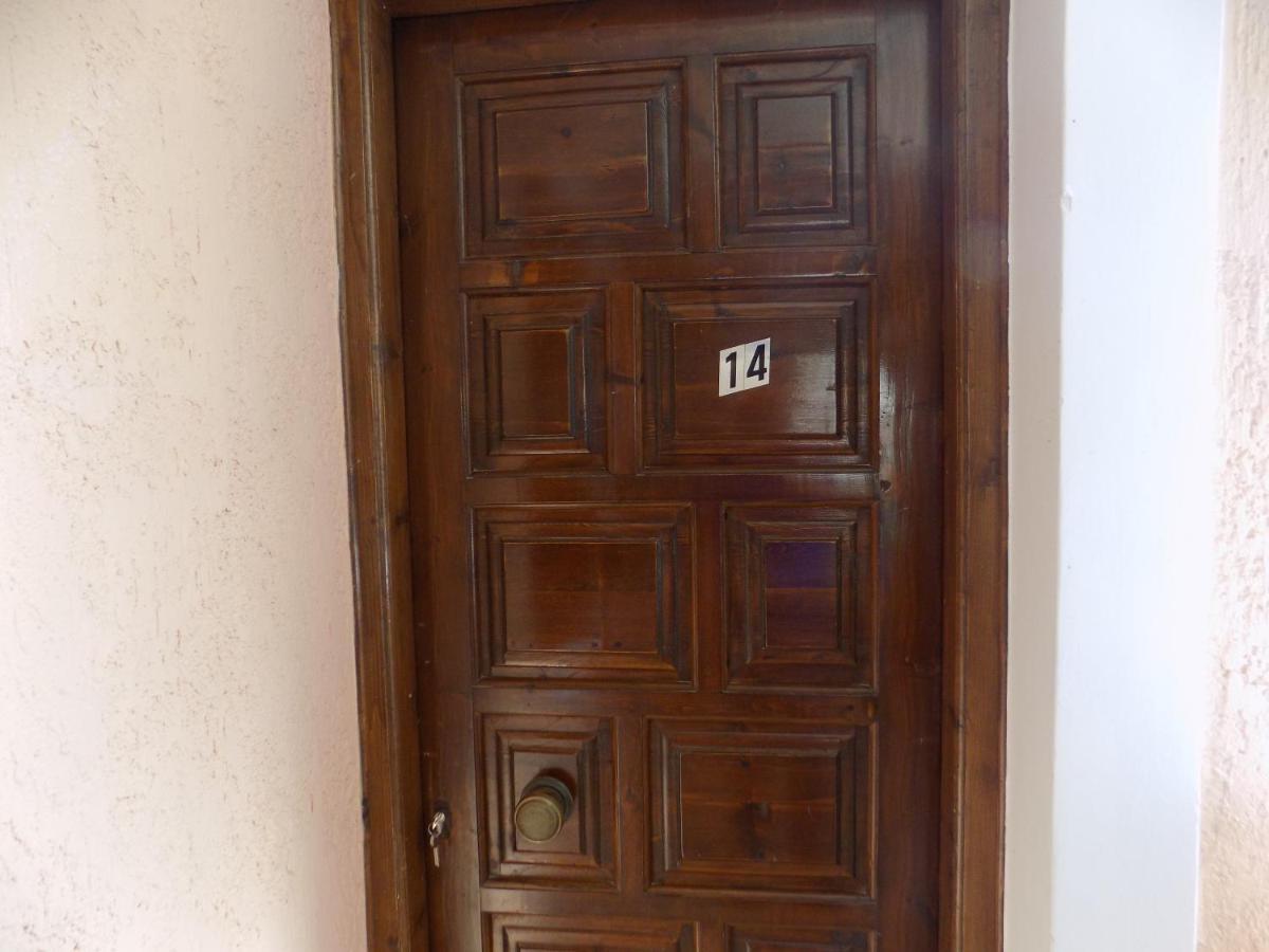 Afrodite Spacious Apartments! Agia Efimia Exterior photo