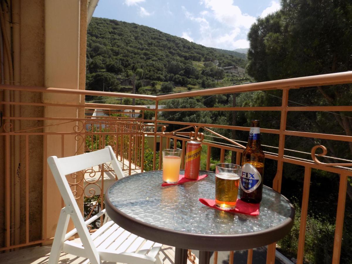 Afrodite Spacious Apartments! Agia Efimia Exterior photo